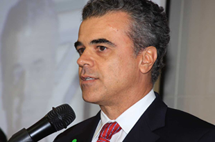 DR. HENRIQUE MORAES SALVADOR SILVA